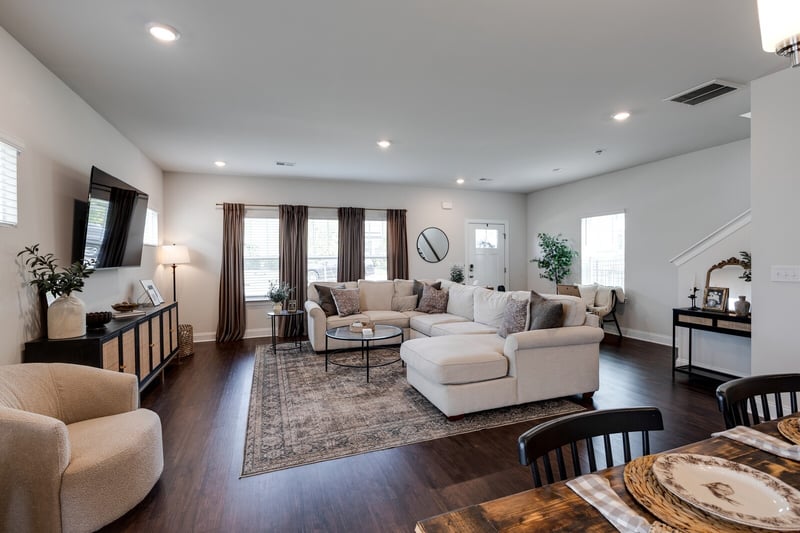 2081 Notchleaf Rd, Antioch, TN 37013