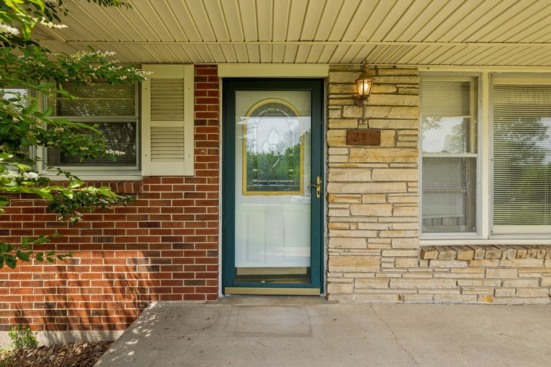 209 Rosehill Dr, Goodlettsville, TN 37072