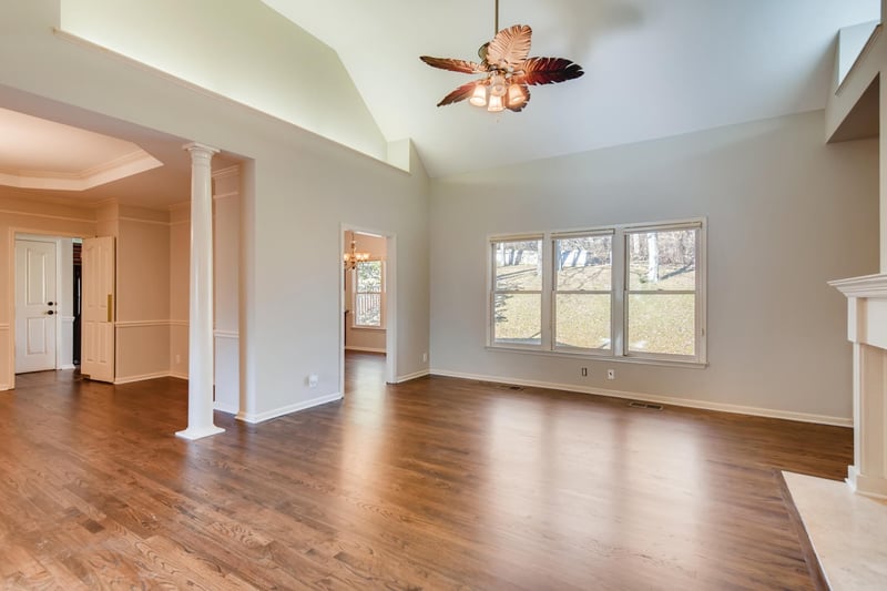 8449 Indian Hills Dr, Nashville, TN 37221