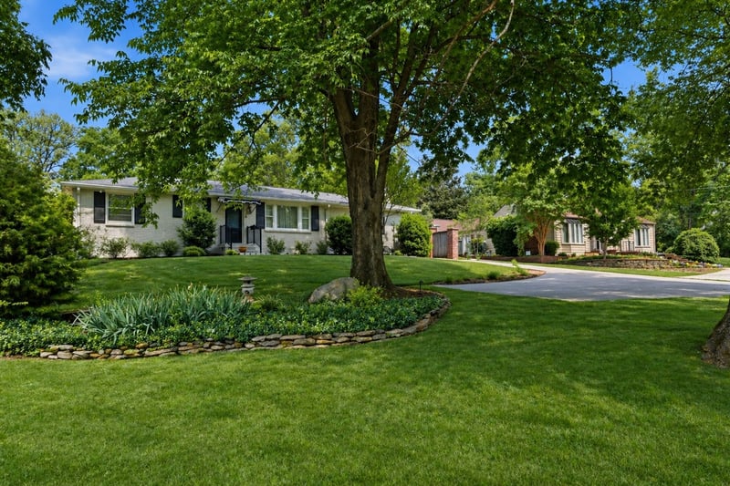 114 Bellevue Dr, Nashville, TN 37205