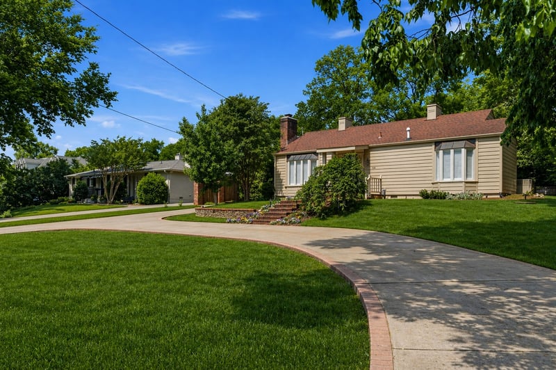 116 Bellevue Dr, Nashville, TN 37205