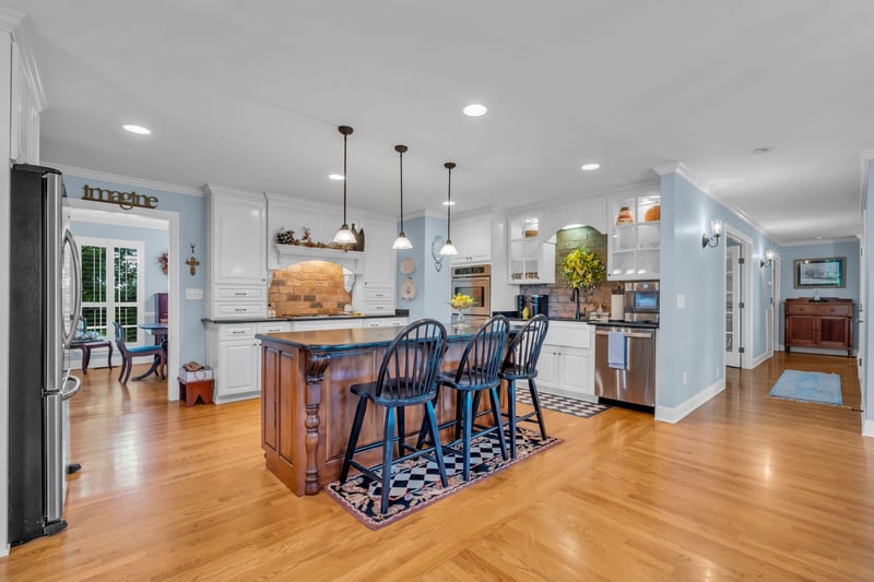 420 Rock Springs Rd, Castalian Springs, TN 37031