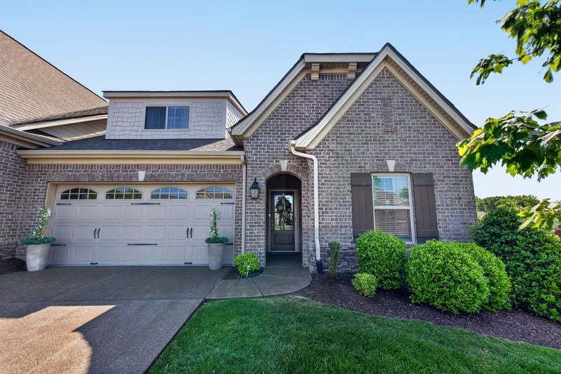12 Vintage Ct, Lebanon, TN 37087