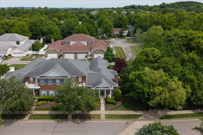 640 Springlake Dr, Franklin, TN 37064