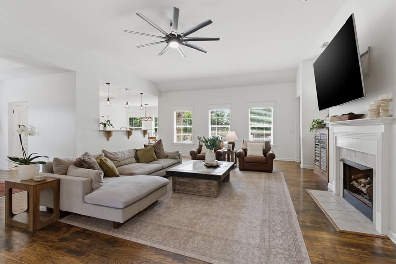 952 Century Oak Dr, Nashville, TN 37211