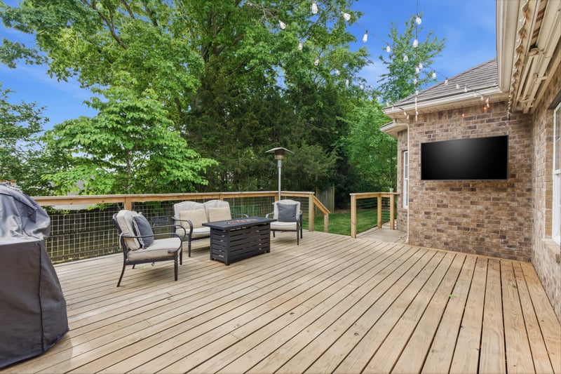 952 Century Oak Dr, Nashville, TN 37211