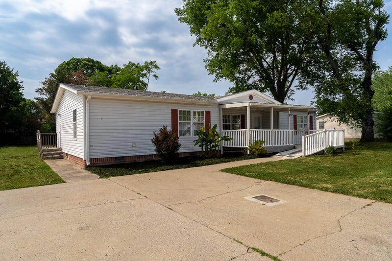 1074 Katherine St, Gallatin, TN 37066