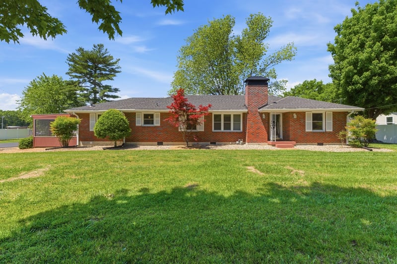 2678 Highway 41 , Greenbrier, TN 37073