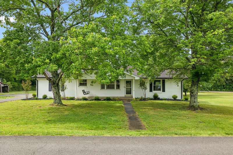 174 Young Rd, Lebanon, TN 37090