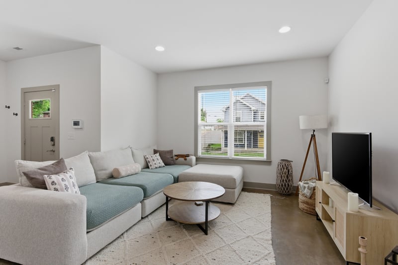 2140 15th Ave, Nashville, TN 37208