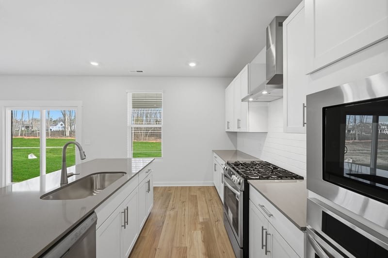 1232 Tucker Dr, Lebanon, TN 37087