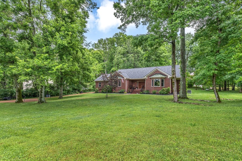 5087 Saddleview Dr, Franklin, TN 37067