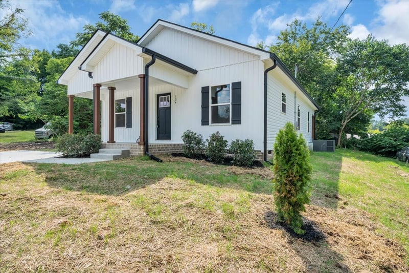 104 Pratts Aly, Columbia, TN 38401
