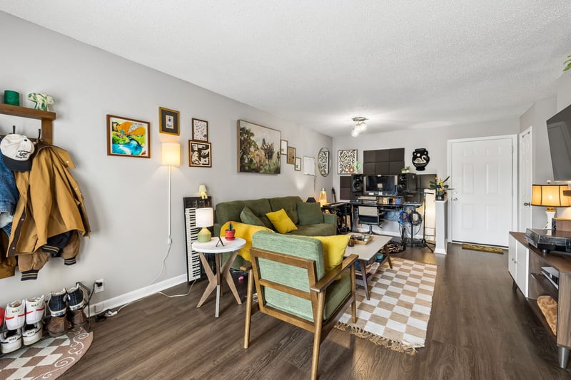 6680 Charlotte Pike #C-8, Nashville, TN 37209