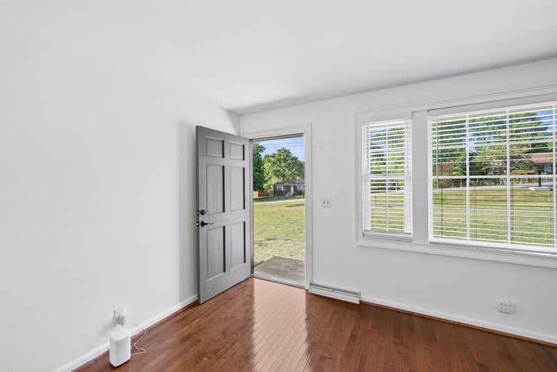 608 Vinson Dr, Nashville, TN 37217