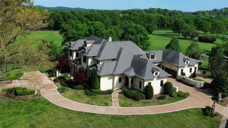 698 Brass Lantern Pl, Brentwood, TN 37027