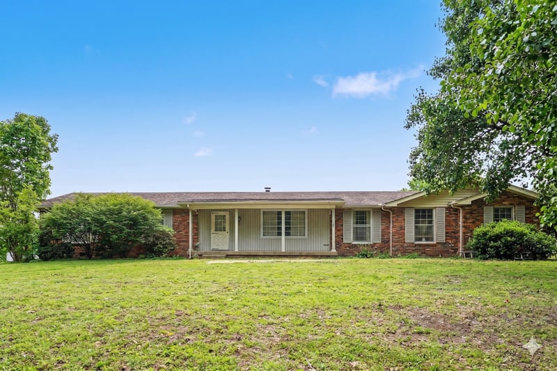429 Menees Ln, Madison, TN 37115