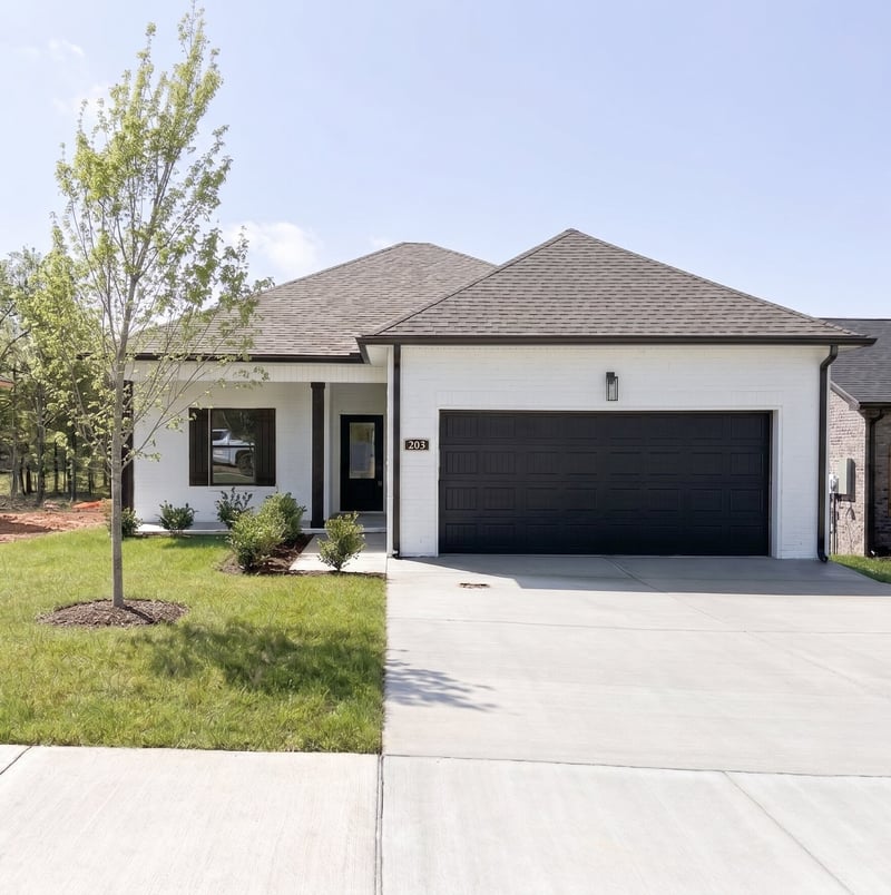 203 Sandalwood Way, Dickson, TN 37055
