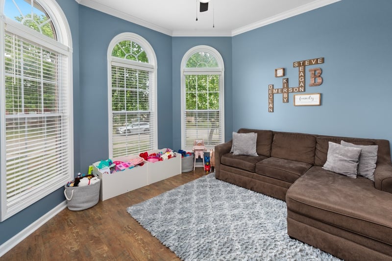 1085 Nealcrest Cir, Spring Hill, TN 37174