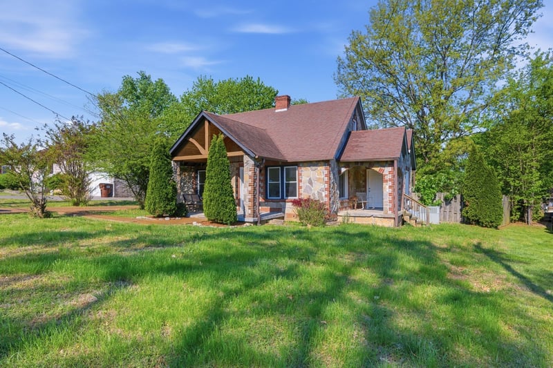 407 Pitts Ave, Old Hickory, TN 37138