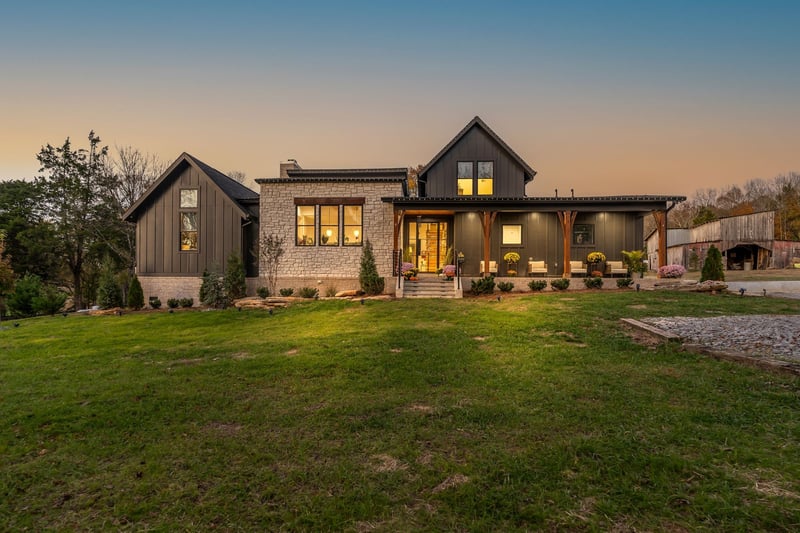 9168 Patterson Rd, Rockvale, TN 37153