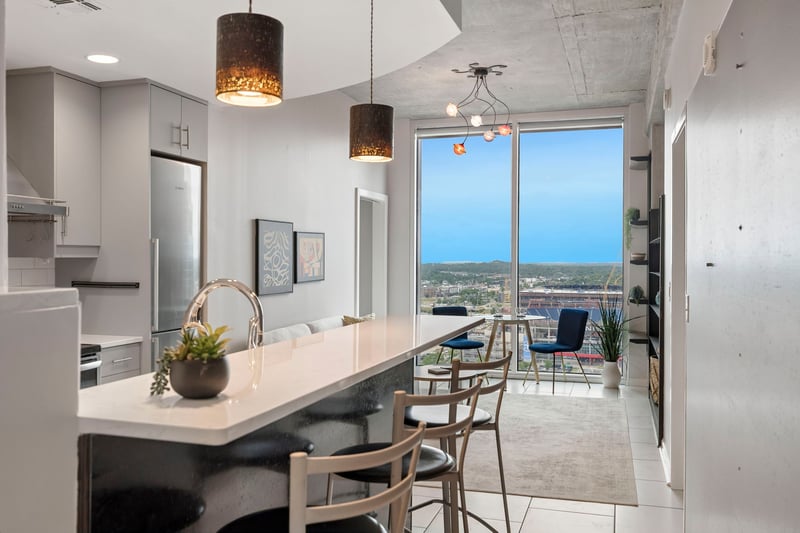 415 Church St #2413, Nashville, TN 37219
