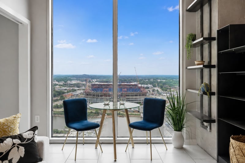 415 Church St #2413, Nashville, TN 37219