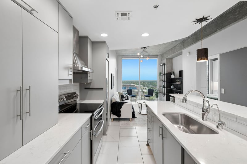 415 Church St #2413, Nashville, TN 37219