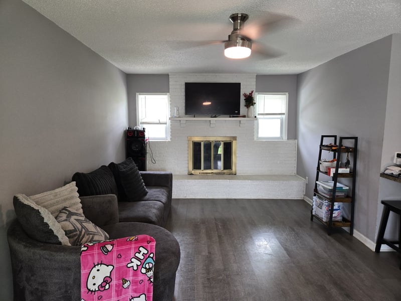 209 Hawkins Ave, Gallatin, TN 37066