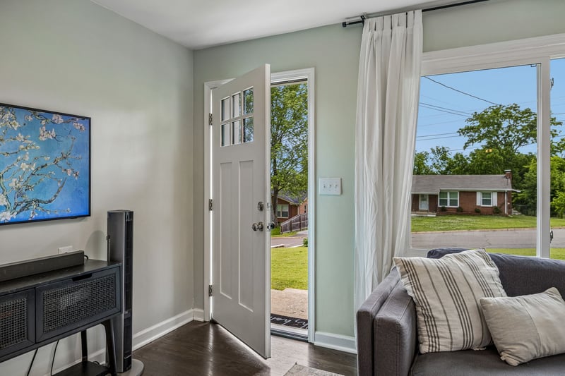 106 Gardendale Dr, Columbia, TN 38401