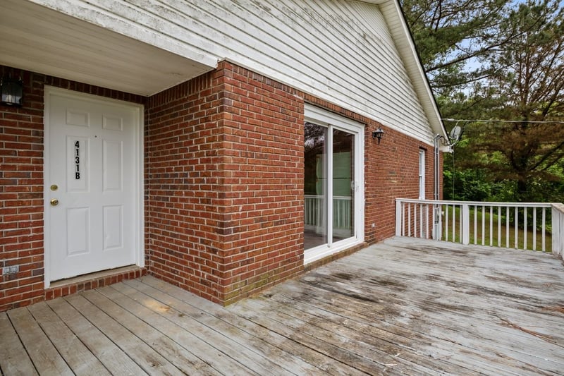4131 Highway 48 , Charlotte, TN 37036