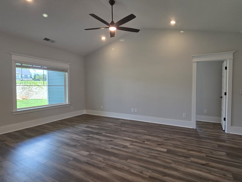 604 Silver Tc, White House, TN 37188