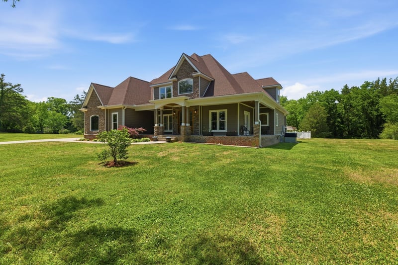 230 Peebles Dr, Smyrna, TN 37167