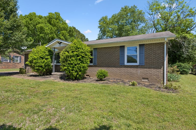 106 Oak Park Dr, Columbia, TN 38401