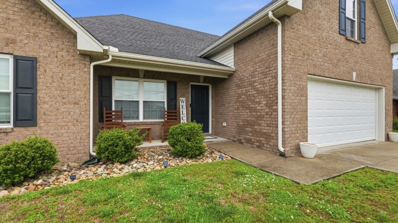 1033 Stratus Dr, Murfreesboro, TN 37127