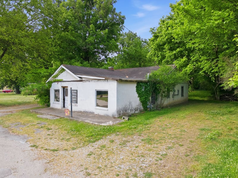 410 Mooresville Pike, Columbia, TN 38401