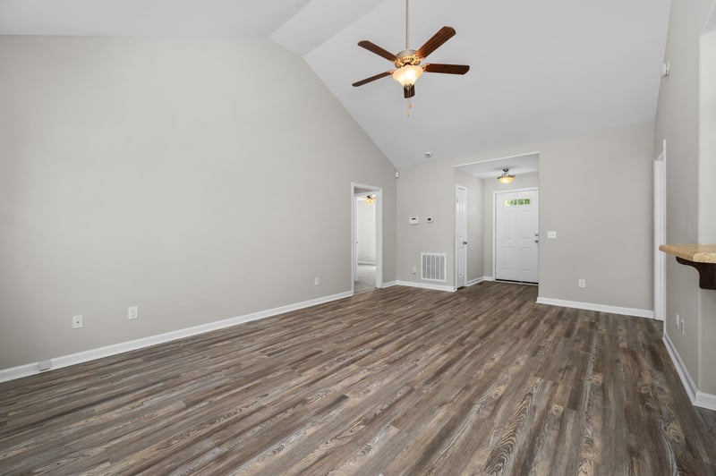 255 Walnut St, Greenbrier, TN 37073