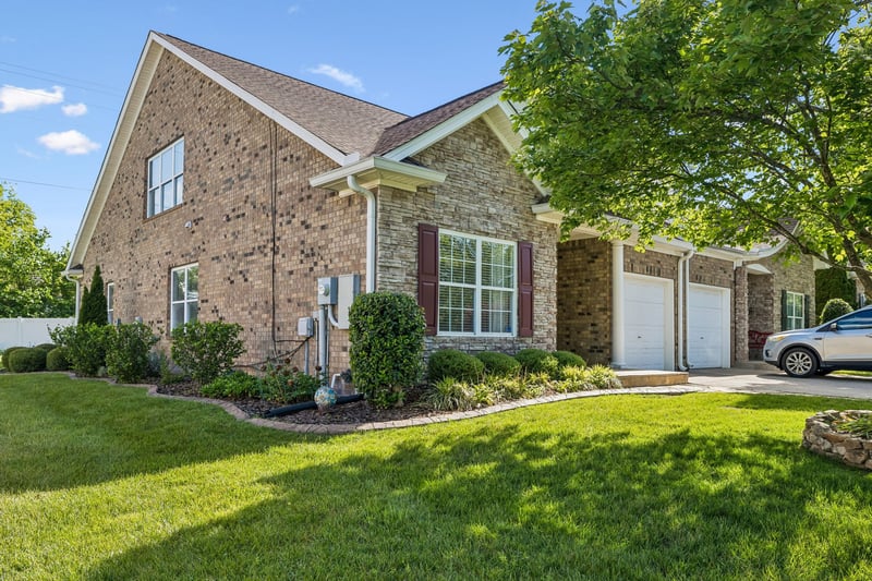 1098 Misty Morn Cir, Spring Hill, TN 37174