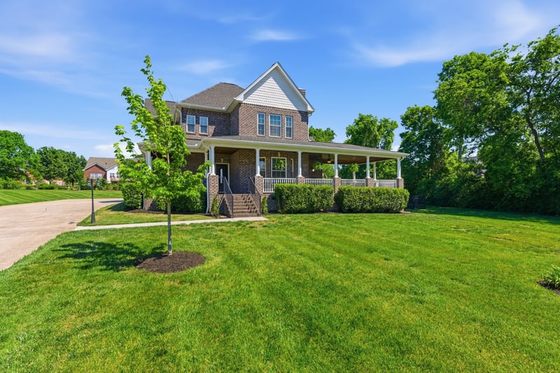 239 Grandview Cir, Gallatin, TN 37066