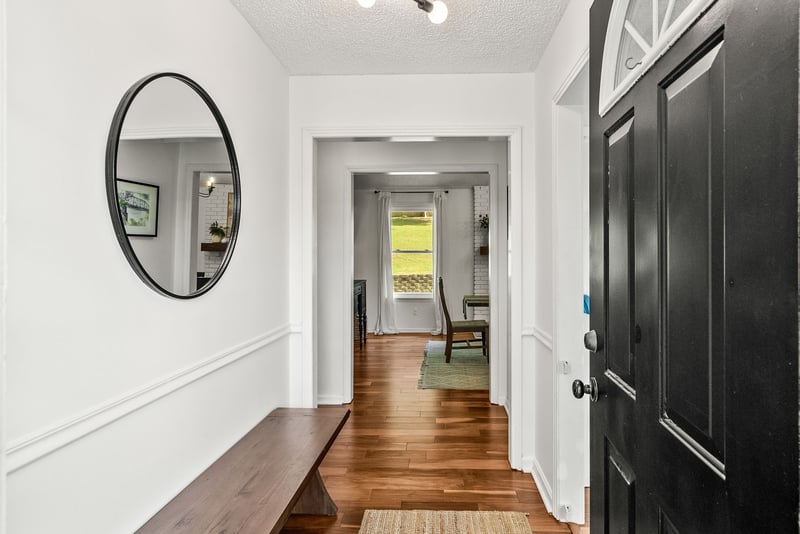 106 Diddle Dr, Hendersonville, TN 37075
