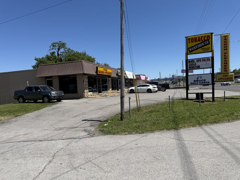 410 S James M Campbell Blvd, Columbia, TN 38401