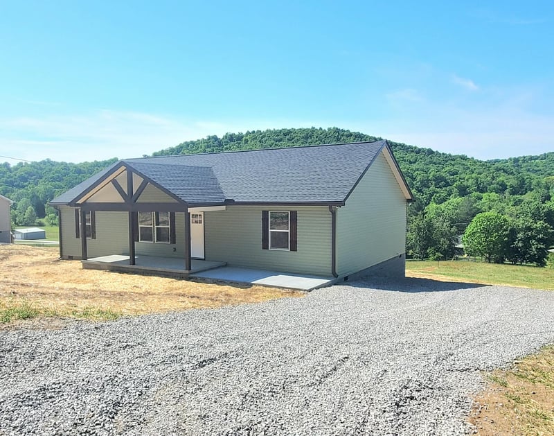 19 Wilkerson Hollow Ln, Brush Creek, TN 38547