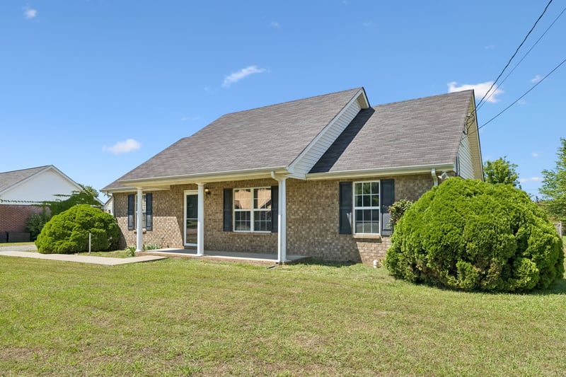 2927 Cliffside Dr, Christiana, TN 37037