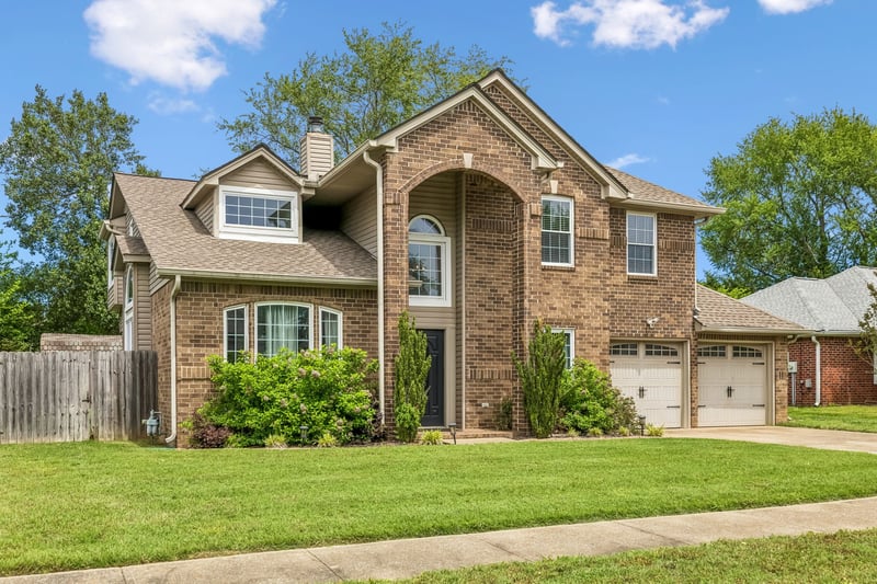 526 Creek Pt, Mount Juliet, TN 37122