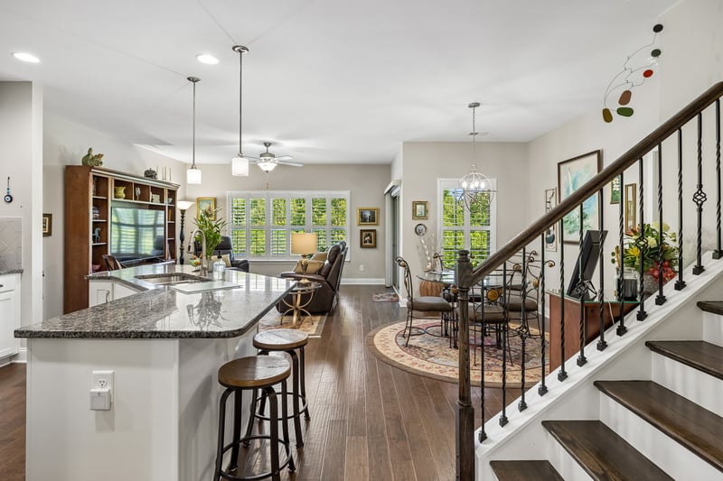 860 Meadowcrest Way, Lebanon, TN 37090