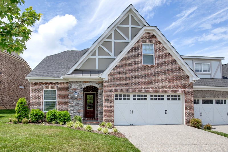886 Cherry Grove Dr, Hendersonville, TN 37075