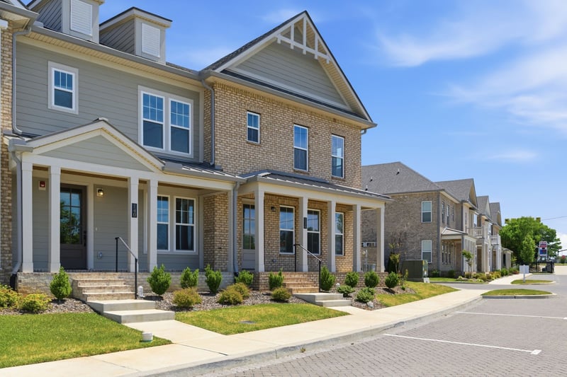 136 Nearwater Pl, Hendersonville, TN 37075
