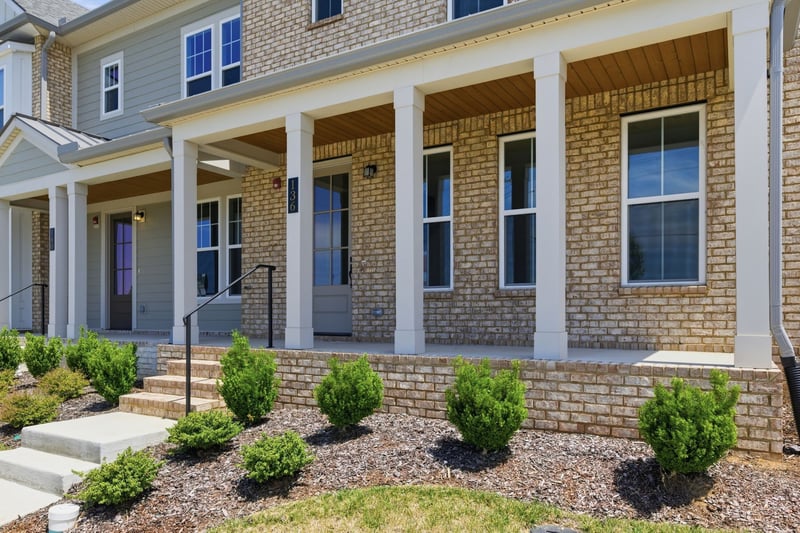 136 Nearwater Pl, Hendersonville, TN 37075
