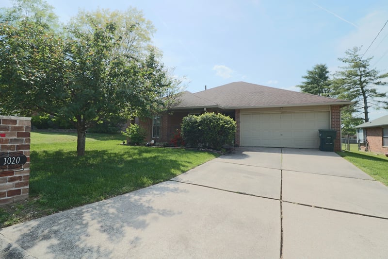 1020 Bret Ridge Dr, Hermitage, TN 37076