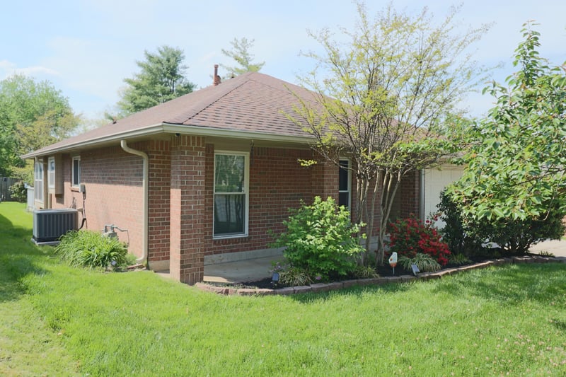 1020 Bret Ridge Dr, Hermitage, TN 37076